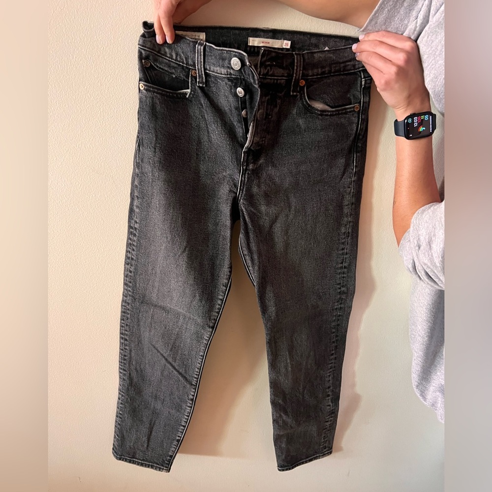 Levi’s Wedgie Jean - Size 26, Faded Black